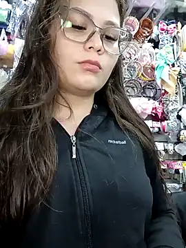 Vale Saenzz online show from September 2025 11:38:01 PM