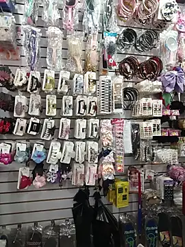 Vale Saenzz online show from December 2025 10:12:01 PM