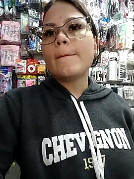 Vale Saenzz online show from February 2026 10:21:02 PM