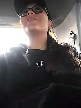 Vale Saenzz online show from March 2025 03:41:02 PM