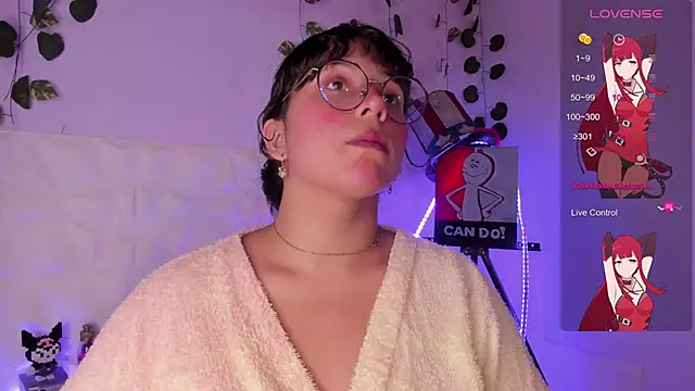 Snapshot of Ludovica6669 chatting on February 2025 01:12:02 AM Ludovica6669 online show from February 2025 01:12:02 AM