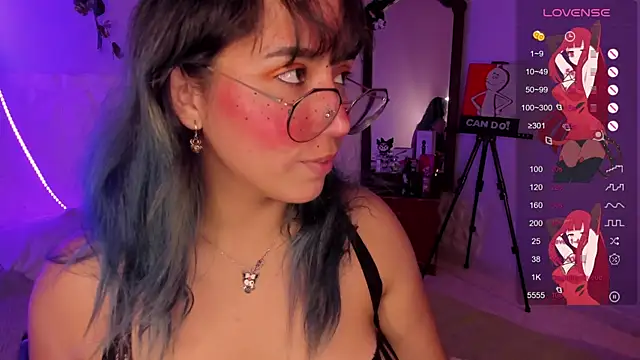 Snapshot of Ludovica6669 chatting on February 2025 12:30:02 AM Ludovica6669 online show from February 2025 12:30:02 AM