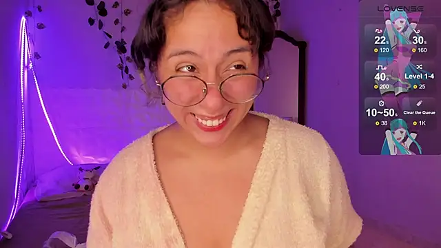 Snapshot of Ludovica6669 chatting on March 2025 11:25:01 PM Ludovica6669 online show from March 2025 11:25:01 PM