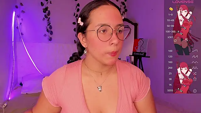 Snapshot of Ludovica6669 chatting on February 2025 05:37:02 PM Ludovica6669 online show from February 2025 05:37:02 PM