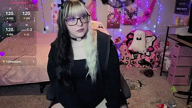 Snapshot of MissLoreleii chatting on October 2025 09:03:01 PM MissLoreleii online show from October 2025 09:03:01 PM