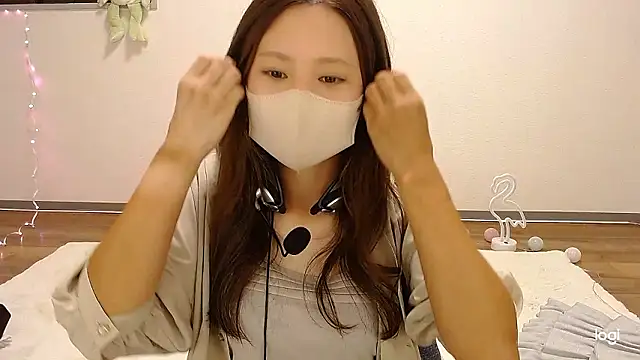 Snapshot of hinano_JP chatting on October 2025 01:18:02 AM hinano JP online show from October 2025 01:18:02 AM