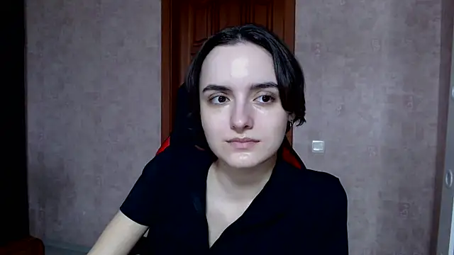 Snapshot of AmelieBanshee chatting on October 2025 12:36:01 PM AmelieBanshee online show from October 2025 12:36:01 PM