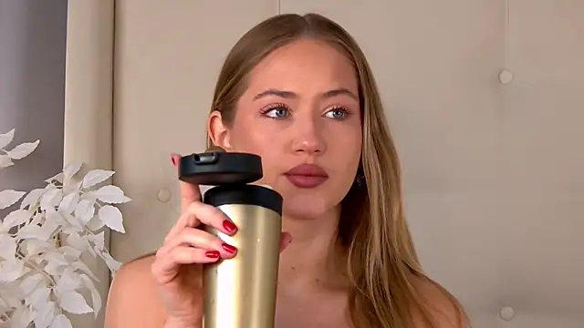 ur wet dreams online show from March 2026 04:29:01 AM