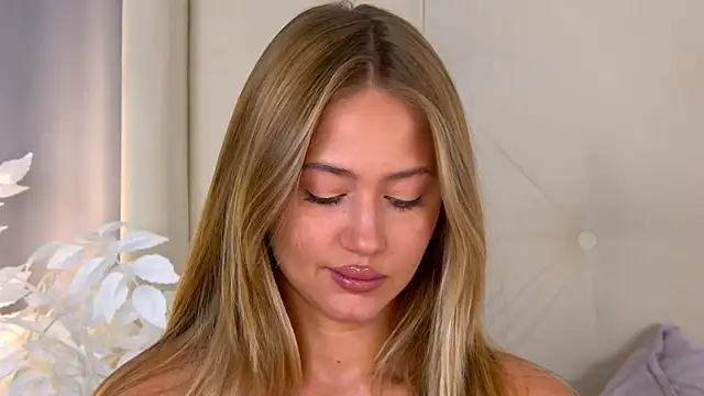 ur wet dreams online show from September 2025 01:29:01 PM