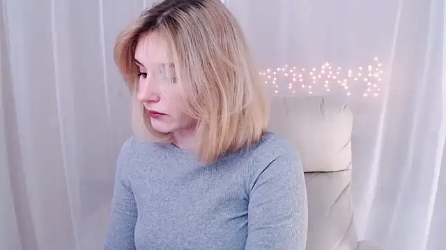 Snapshot of Freya_Celestial chatting on March 2025 11:16:01 AM Freya Celestial online show from March 2025 11:16:01 AM