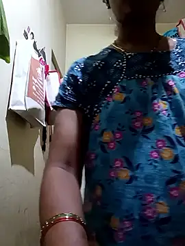 Snapshot of TeluguammayiMahi chatting on September 2025 05:23:02 AM TeluguammayiMahi online show from September 2025 05:23:02 AM