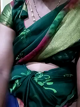 Snapshot of TeluguammayiMahi chatting on October 2025 02:17:02 PM TeluguammayiMahi online show from October 2025 02:17:02 PM