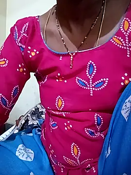 Snapshot of TeluguammayiMahi chatting on October 2025 09:01:01 AM TeluguammayiMahi online show from October 2025 09:01:01 AM