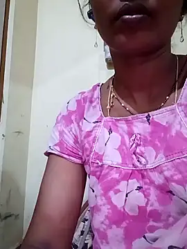 Snapshot of TeluguammayiMahi chatting on October 2025 06:53:01 PM TeluguammayiMahi online show from October 2025 06:53:01 PM