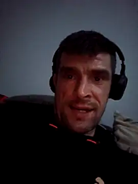 Schkodnik online show from April 2026 01:08:01 AM