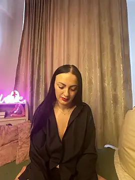 RaisaSalvi online show from March 2026 08:09:01 AM