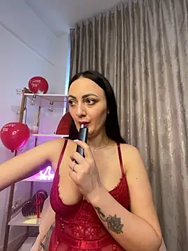 RaisaSalvi online show from February 2026 10:27:01 AM