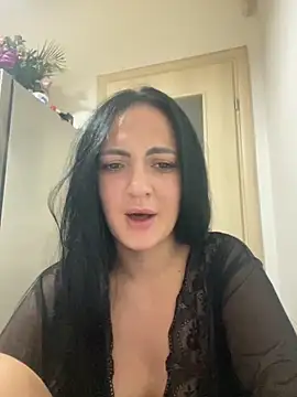 RaisaSalvi online show from October 2025 01:23:02 PM