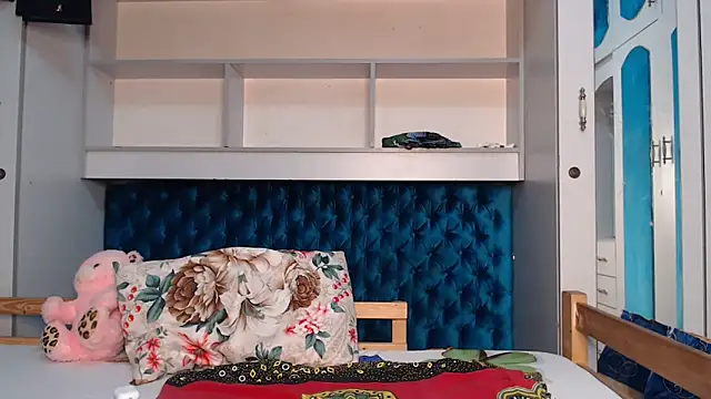 YoungDiva69 online show from March 2026 09:26:02 PM