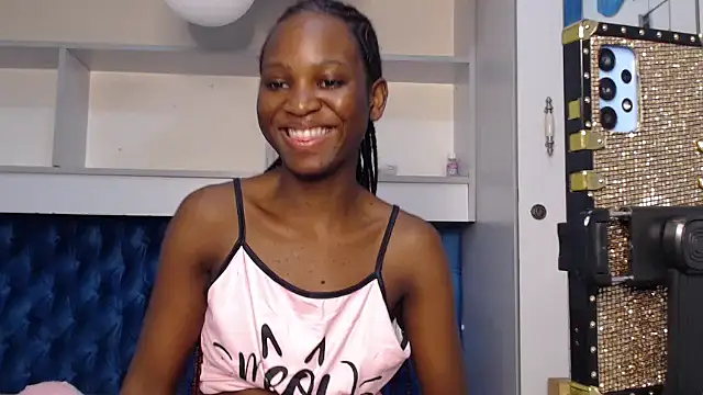 YoungDiva69 online show from September 2025 10:07:01 AM