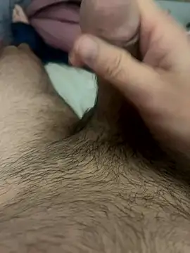 yannusgir33 online show from January 2026 10:03:02 PM