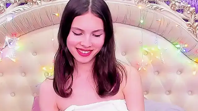 GIGI DAV online show from March 2025 06:01:02 PM