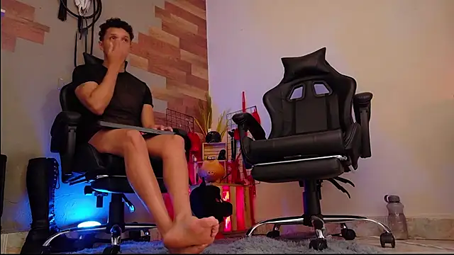 AngeloColleen online show from February 2026 05:03:01 PM