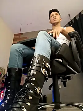 AngeloColleen online show from March 2026 09:04:01 PM