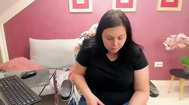Wetandnaughtyxx online show from February 2025 07:23:01 AM