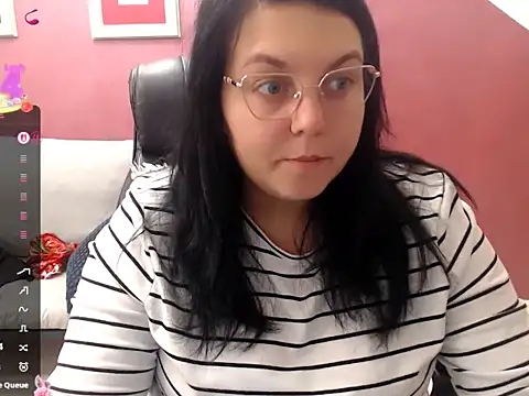 Snapshot of Wetandnaughtyxx chatting on February 2026 10:00:02 AM Wetandnaughtyxx online show from February 2026 10:00:02 AM