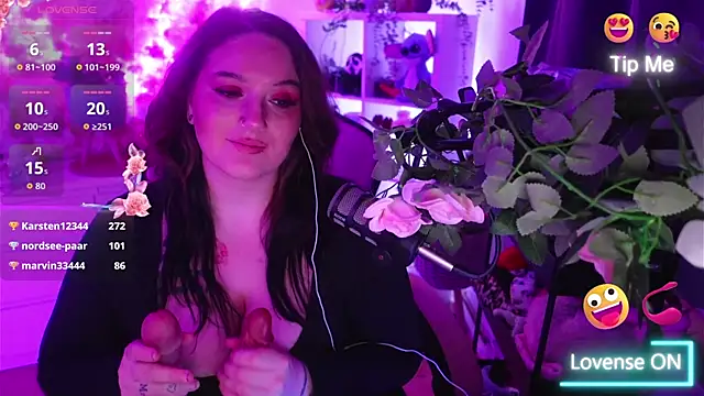 Jinyxx3 online show from December 2025 04:25:01 AM