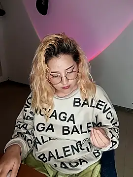 Hinako0Satorii  online show from February 2025 04:03:02 AM