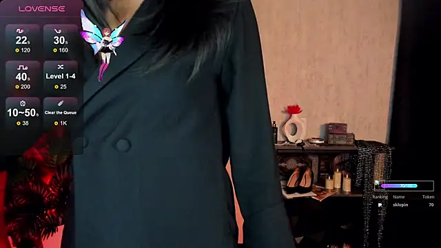 MonicaCheerful online show from September 2025 11:21:01 AM