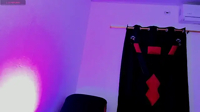 Nicol TransGirl online show from October 2025 02:45:01 AM