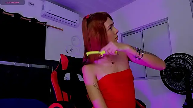 Nicol TransGirl online show from September 2025 02:28:02 AM