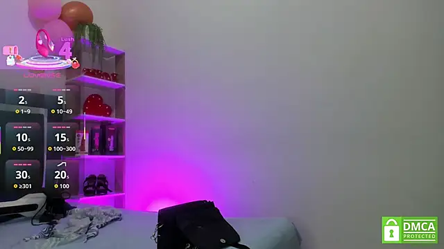 Nicol TransGirl online show from May 2026 04:42:01 AM