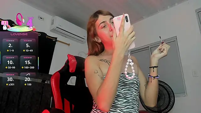 Nicol TransGirl online show from November 2025 03:28:02 AM