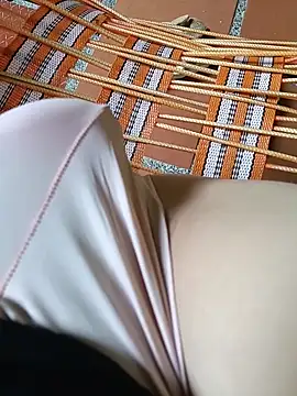 -Nicol online show from November 2025 02:05:01 PM