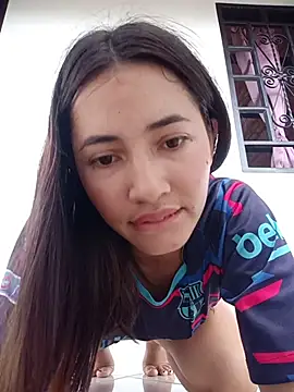 -Nicol online show from May 2026 10:08:02 PM