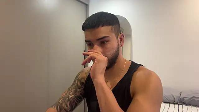 Snapshot of lorenzo_blanc chatting on March 2025 10:49:02 PM lorenzo blanc online show from March 2025 10:49:02 PM