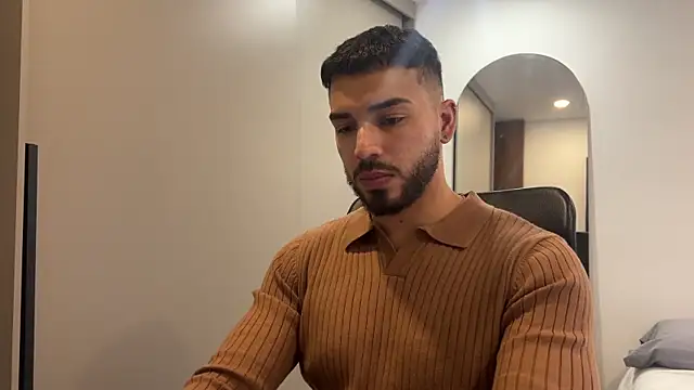 Snapshot of lorenzo_blanc chatting on March 2025 10:31:02 PM lorenzo blanc online show from March 2025 10:31:02 PM