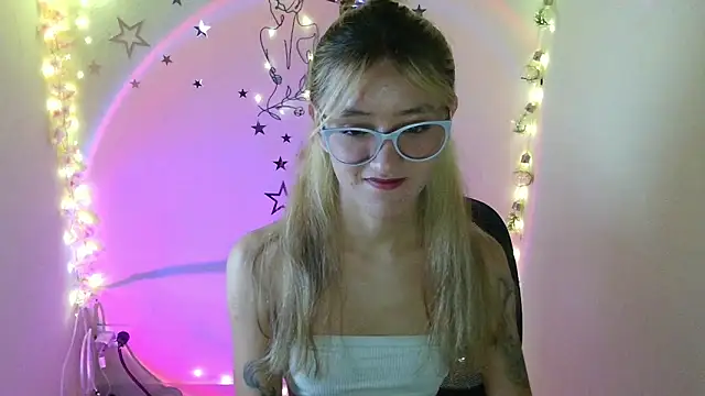Lya1 ch online show from May 2026 10:24:01 PM