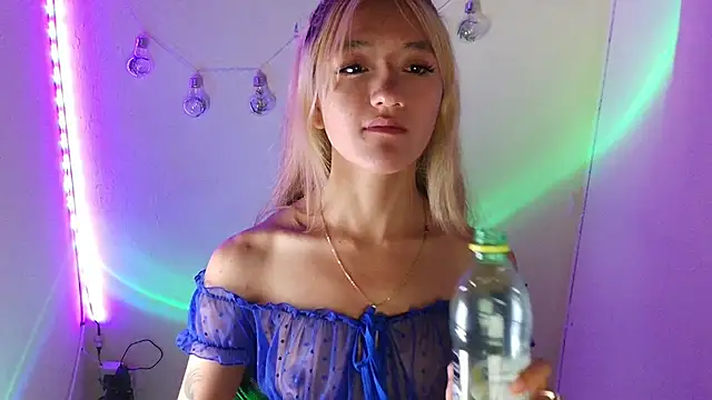 Lya1 ch online show from March 2026 09:52:02 PM