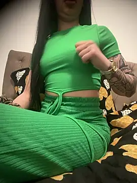 Robexxmia online show from April 2026 09:50:02 PM