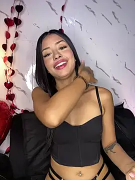 Snapshot of Miss_karol chatting on February 2025 06:29:02 PM Miss karol online show from February 2025 06:29:02 PM