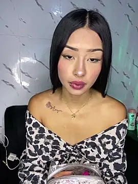 Snapshot of Miss_karol chatting on March 2025 05:25:02 PM Miss karol online show from March 2025 05:25:02 PM