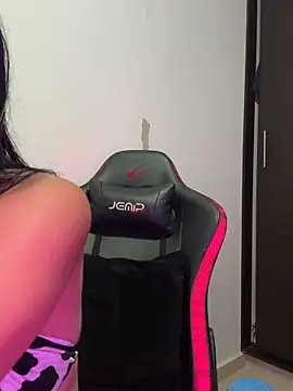 Miss karol online show from December 2025 02:03:02 AM