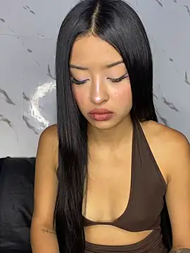 Snapshot of Miss_karol chatting on February 2025 06:34:02 PM Miss karol online show from February 2025 06:34:02 PM