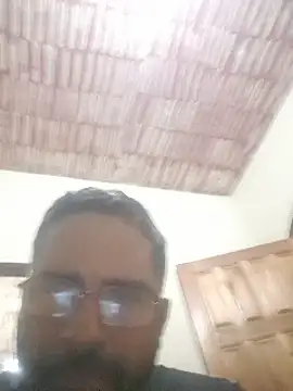 DOMINADOR5 online show from March 2025 10:05:01 PM