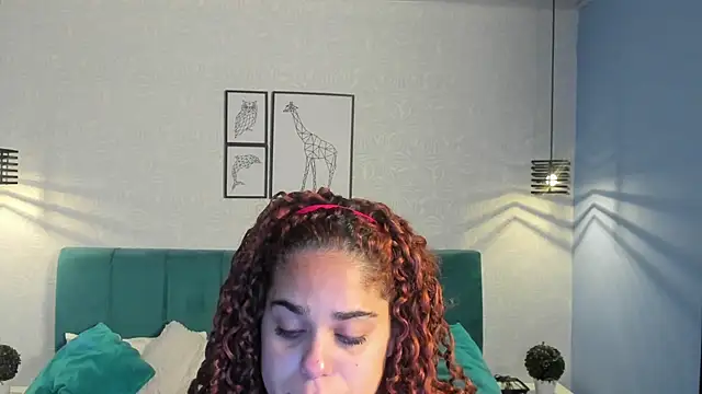 ninna curly online show from April 2026 03:52:01 AM